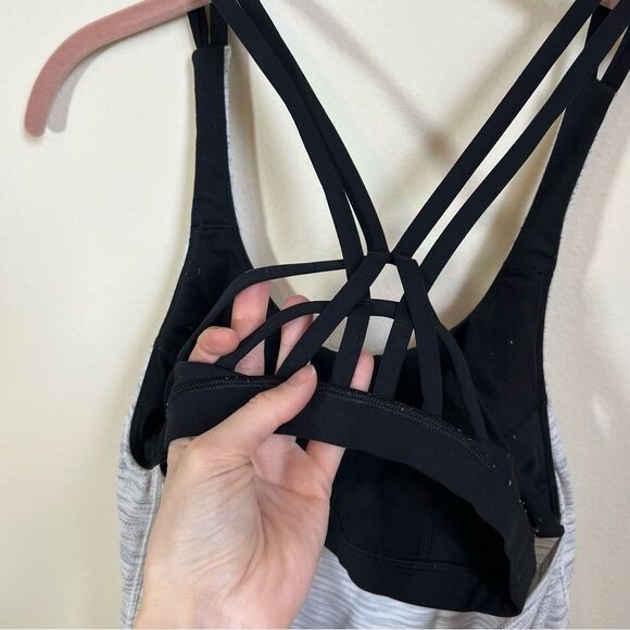 ✨ Lululemon Moment to Movement 2-in-1 Tank Top in Gray and Black - Size 4 - Picture 8 of 11